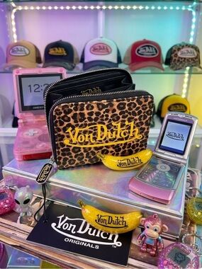 NWT Von Dutch Leopard Print Wallet with Yellow Logo Y2K